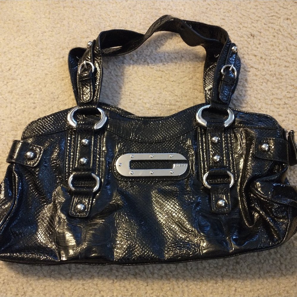 Black leather Guess purse